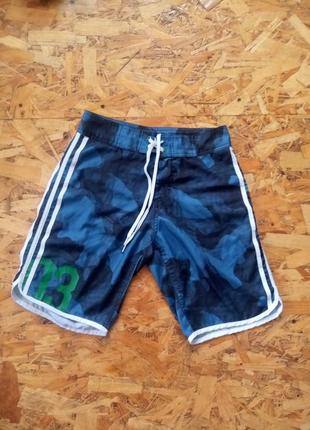Спортивные шорты adidas