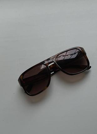 Окуляр солнцезахистни mango