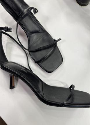 Туфлі zara