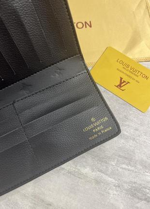 Жіночий чорний стильний гаманець у стилі louis vuitton5 фото
