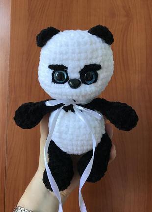 Іграшка панда із плюшевої пряжі 20 см2 фото