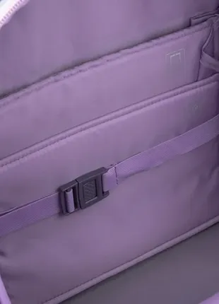 Школьный рюкзак + брелок kite k22-706s-1 36x29x16.5 фиолетовый4 фото