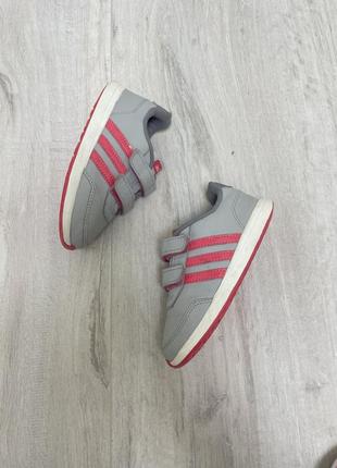 Кросівки adidas