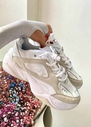 Класні жіночі кросівки nike m2k tekno white beige білі з бежевим