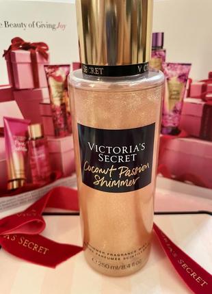 Victoria's secret coconut passion shimmer спрей для тіла з шимером1 фото