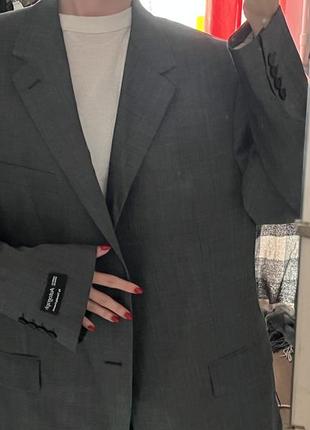 Сірий піджак оверсайз