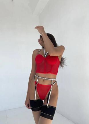 Шикарный комплект нижнего белья с паралончиком с поясом для чулок