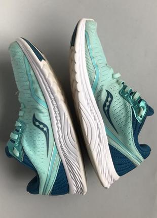 Saucony kinvara 11 жіночі кросівки для бігу женские беговые кроссовки4 фото