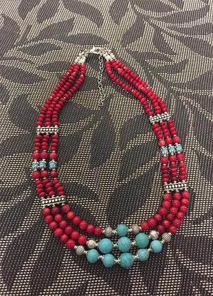 Колье из бирюзы и коралла