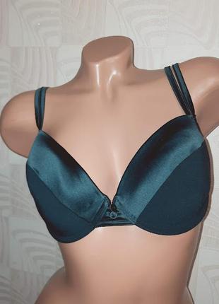 Прикольный бюстгальтер от esprit 80d с шелковыми лямками и вставками