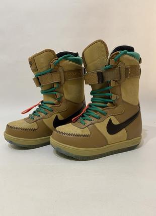 Nike snowboarding zoom force 1