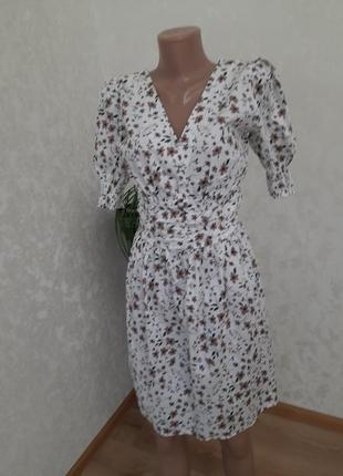 Милое натурольное платье в цветок9 фото