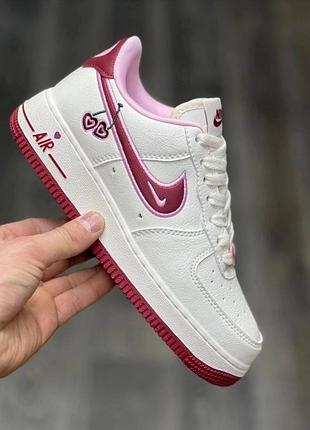 Nike air force cherry
жіночі білі малинові бордові кросівки найк з вишеньками кроссовки белые бордовые