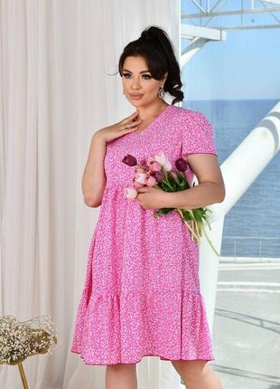 Короткое платье с воланами внизу короткие рукава цветочный принт платье свободного кроя черная синяя розовая6 фото