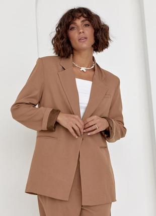 Женский однобортный пиджак на пуговице коричневый3 фото