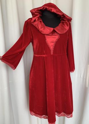 Готичное готическое красное платье с капюшоном ведьма1 фото