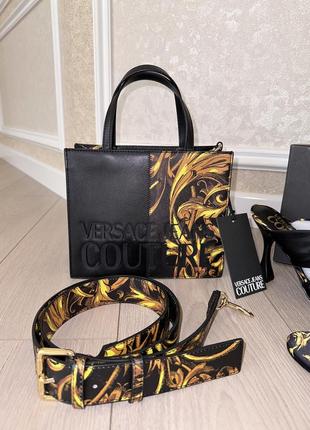 Роскошная сумочка и босоножки versace4 фото