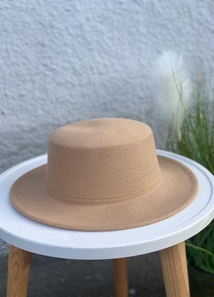 Капелюх фетровий жіночий канотьє прямі поля бежевий sl21004