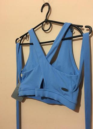 Новый спортивный топ gymshark poise wrap around bralette - malibu blue - s8 фото
