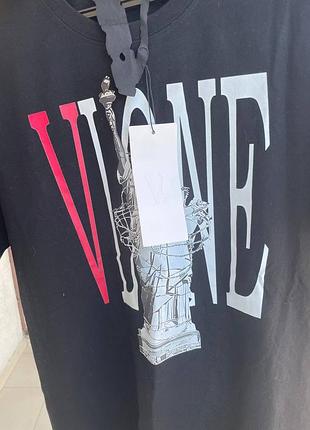 Vlone statue of liberty tee