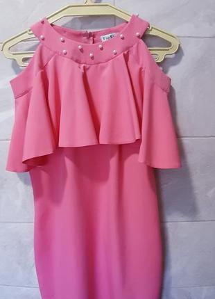 Сукня рожевого кольору , з бусінками!!!