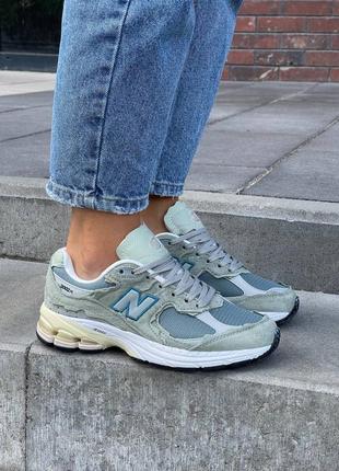 Женские кроссовки new balance 2002r protection pack mirage grey