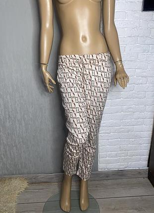 Брюки укороченные брюки в крутой принт zara, m 38р