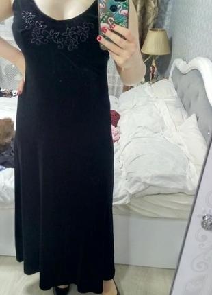 Розкішне оксамитове плаття st.bernard з вишивкою2 фото