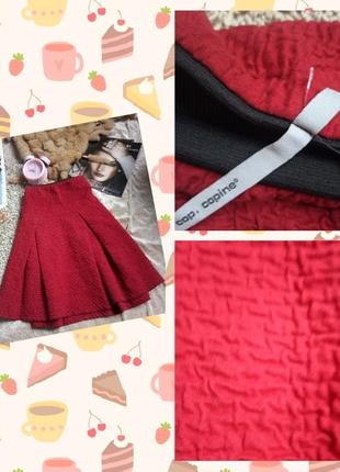 Спідничка зі складочками стрейчева