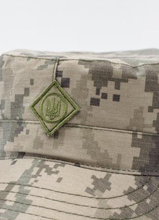 Армейская кепка немка пиксель зсу (всу), камуфляжная кепка с козырьком 57р., тактическая кепка с гербом топ3 фото
