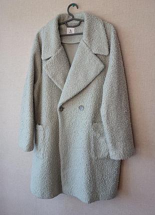 Пальто большого размера