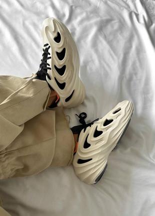 Adifom quake tan black кроссовки 4