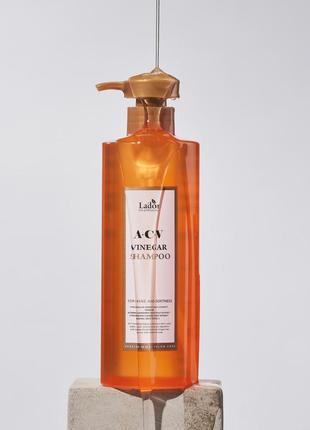 Lador acv vinegar shampoo шампунь для глубокого очищения с яблочным уксусом