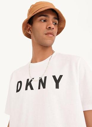 Футболка dkny