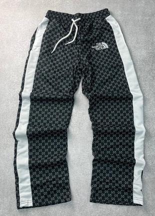 Брюки в стиле The North Face