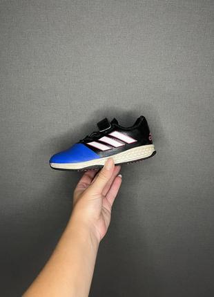 Кроссовки adidas 26 р