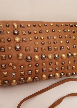 Topshop! суперстильная интересная кожаная сумка crossbody металл декор     🦋🌹1 фото