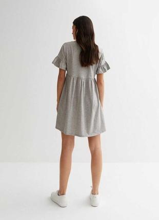 Базовое серое платье оверсайз от new look, размер 46-482 фото