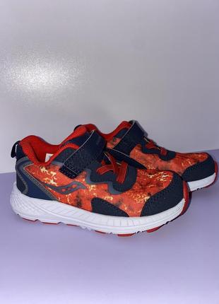 Детские кроссовки saucony