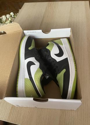 Nike air jordan 1 low snakeskin vivid green 28.5cm — цена 5999 грн ...