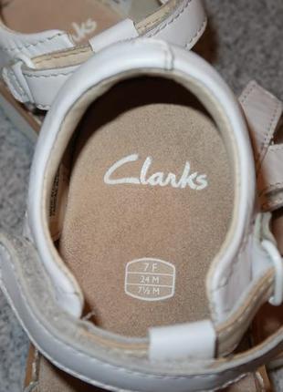 Кожаные босоножки clarks оригинал - 24 размер5 фото