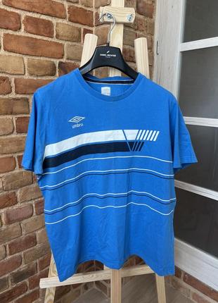 Синя чоловіча футболка в смужку umbro xl xxl