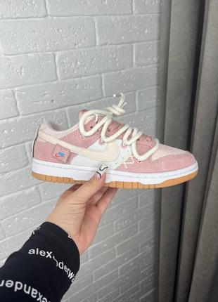 Nike sb dunk pink bunny жіночі прикольні кросівочки рожеві зайчик найк демісезон замша розовые милые кроссовки новинка8 фото