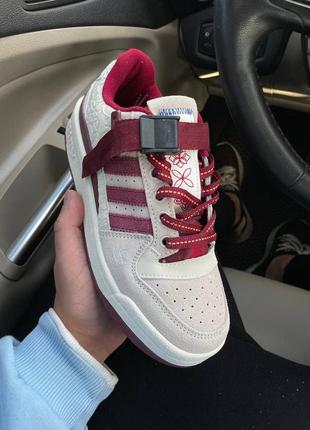 Adidas forum beige cherry жіночі стильні кросівочки адідас бордові вишневі женские бордовые кроссовки беж