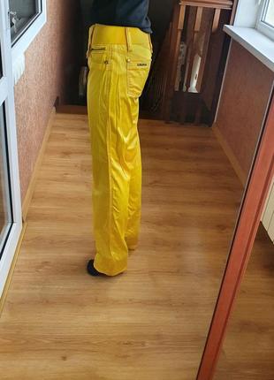 Желтые атласные прямые брюки/брюки 42р л-хл5 фото