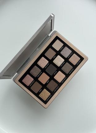 Палетка тіней natasha denona glam palette