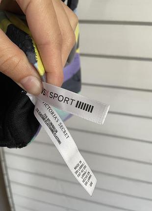 Топ спортивный victoria’s secret sport на удобной застежке9 фото