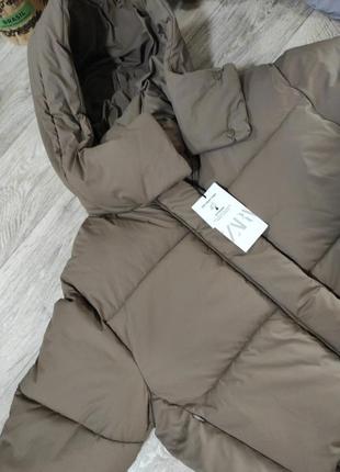 Коротка водовідштовхуюча куртка з високим коміром, капюшоном zara7 фото