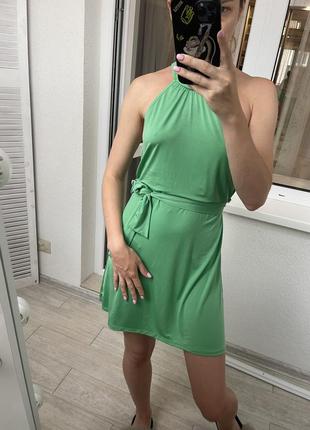 Платье зеленое мини plt