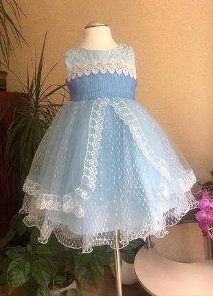 Легкое, нарядное, праздничное, платье нежно голубого цвета на рост 120 -130
